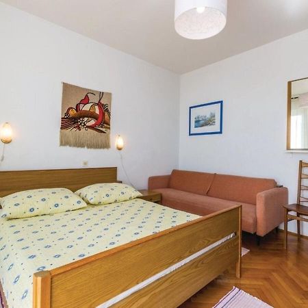 Apartment Dari Ловран Экстерьер фото