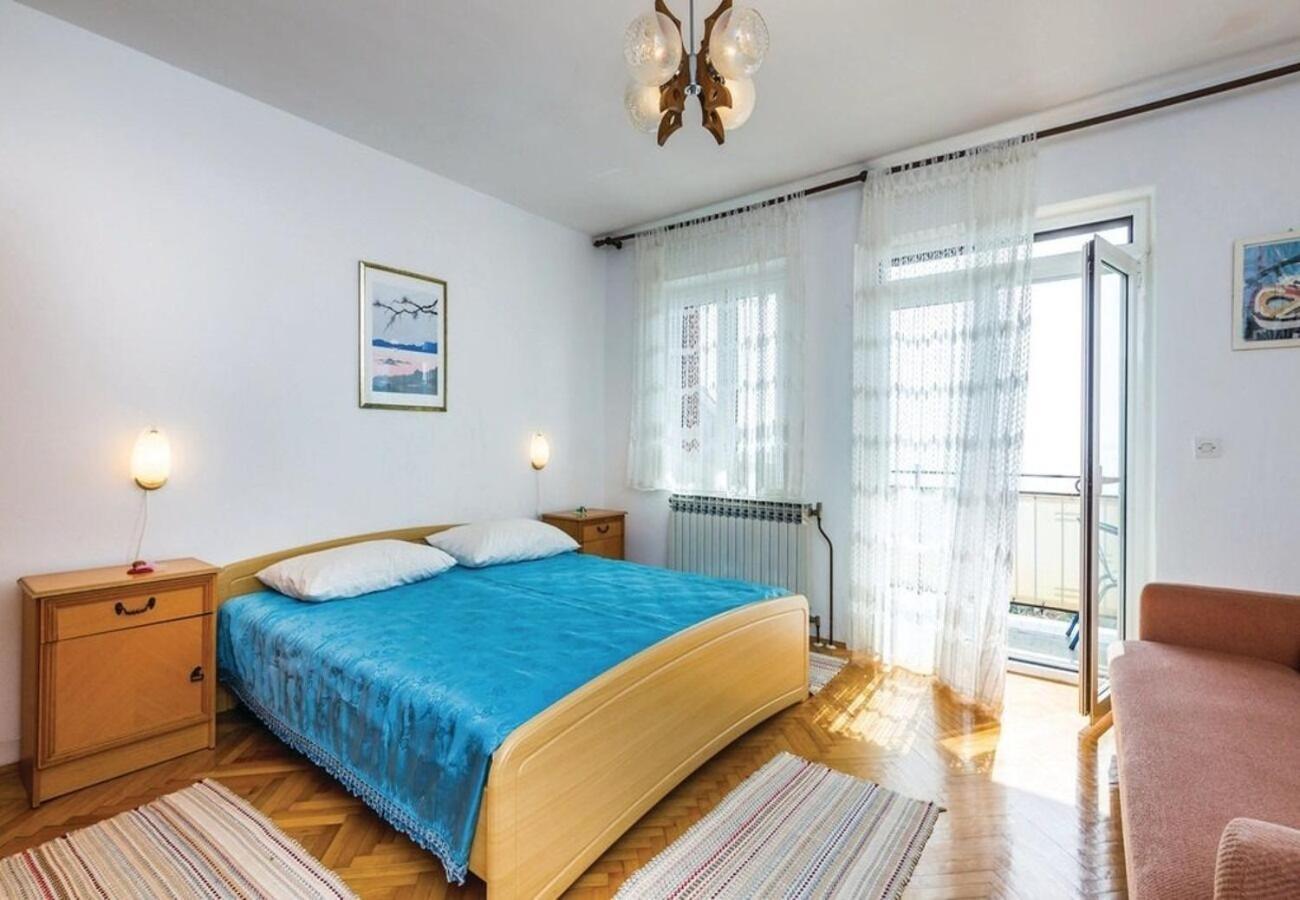 Apartment Dari Ловран Экстерьер фото