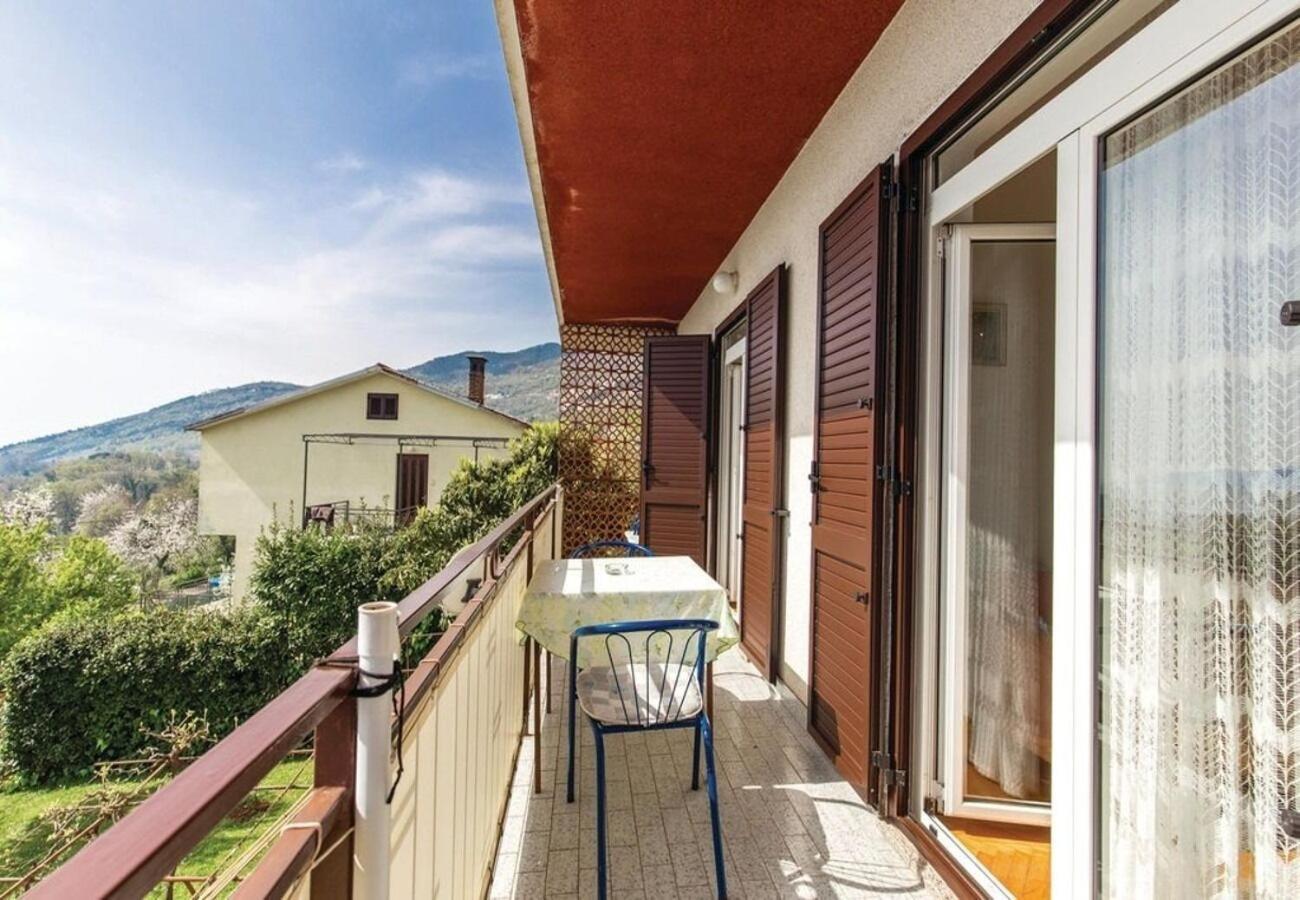 Apartment Dari Ловран Экстерьер фото