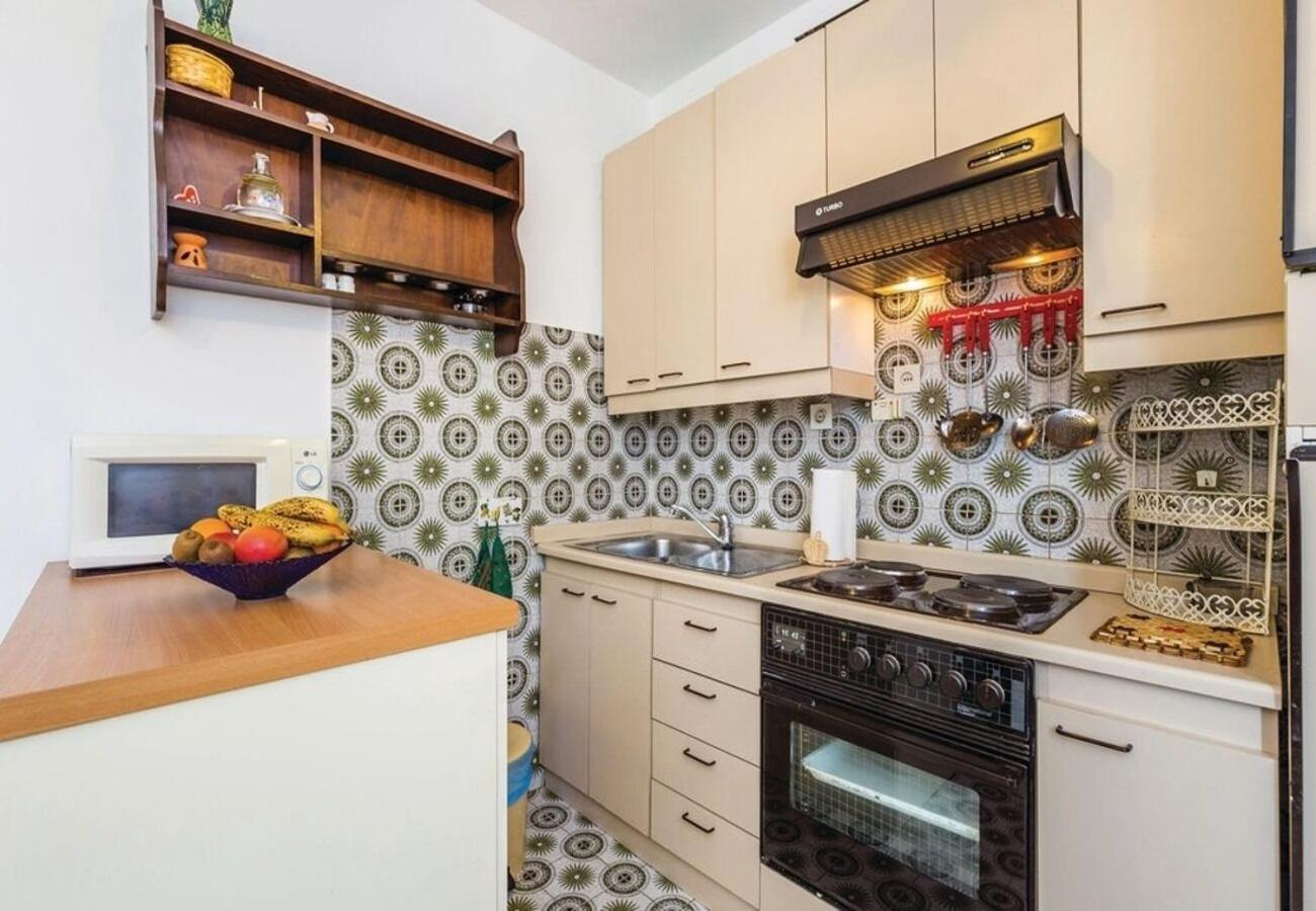 Apartment Dari Ловран Экстерьер фото